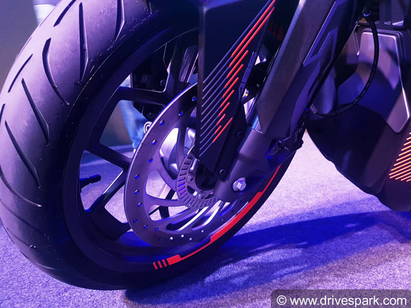 ഇലക്ട്രിക് മോട്ടോര്സൈക്കിള് ശ്രേണിയിലേക്ക് Ultraviolette F77 എത്തുന്നു; അവതരണ തീയതി വെളിപ്പെടുത്തി