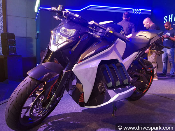 ഇലക്ട്രിക് മോട്ടോര്സൈക്കിള് ശ്രേണിയിലേക്ക് Ultraviolette F77 എത്തുന്നു; അവതരണ തീയതി വെളിപ്പെടുത്തി