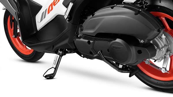 ഊഹാപോഹങ്ങൾക്ക് വിരാമമേകി Aerox 155 മാക്സി സ്കൂട്ടർ പുറത്തിറക്കി Yamaha; വില 1.29 ലക്ഷം രൂപ