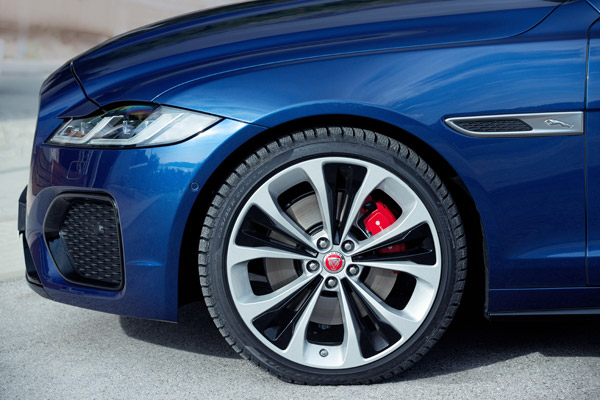 2021 XF ലക്ഷ്വറി സെഡാനെ അവതരിപ്പിച്ച് Jaguar; വില 71.60 ലക്ഷം രൂപ