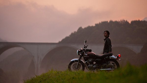 റെട്രോ ക്ലാസിക് W800-നെ നവീകരിച്ച് Kawasaki; ഇന്ത്യയിലേക്ക് അടുത്ത വര്ഷം ആദ്യം
