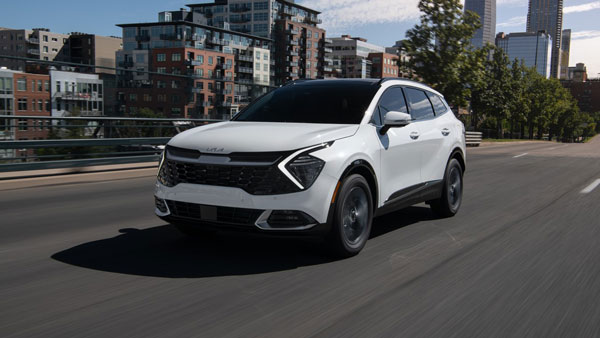 കൂടുതൽ വലുപ്പത്തിൽ മികച്ച ടെക്കുമായി Sportage എസ്യുവിയുടെ പുതുതലമുറ അവതരിപ്പിച്ച് Kia