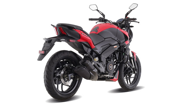 Bajaj Pulsar 250-യുടെ വരവ് തിരിച്ചടിയായത് Dominar 250-യ്ക്ക്; വില്പ്പന ഇടിഞ്ഞു