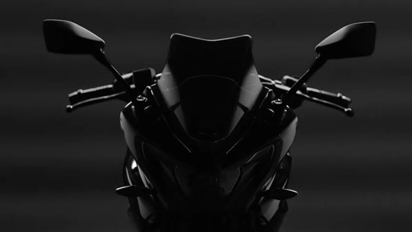 ഊഹാപോഹങ്ങൾക്ക് അറുതി വരുത്തി പുത്തൻ Pulsar 250F -ന്റെ ടീസർ പങ്കുവെച്ച് Bajaj