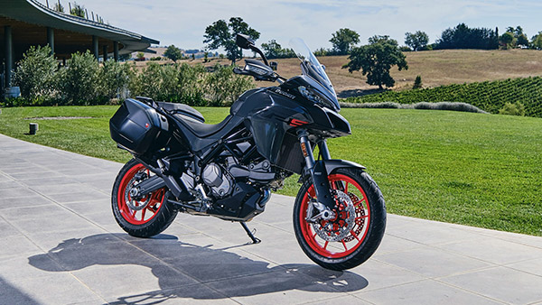 Multistrada V2 അവതരിപ്പിച്ച് Ducati; സവിശേഷതകള് അറിയാം