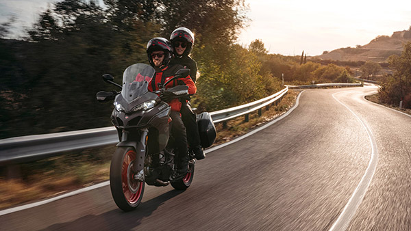 Multistrada V2 അവതരിപ്പിച്ച് Ducati; സവിശേഷതകള് അറിയാം