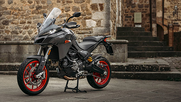 Multistrada V2 അവതരിപ്പിച്ച് Ducati; സവിശേഷതകള് അറിയാം