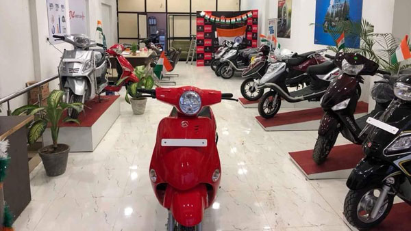 1,000 സെയില്സ് ടച്ച് പോയിന്റുകള് എന്ന ലക്ഷ്യവുമായി Hero Elecric
