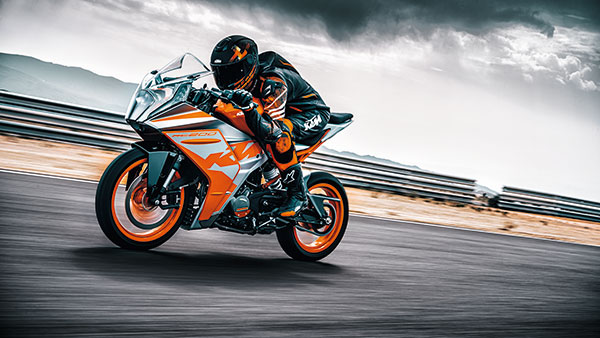 പുതുതലമുറ KTM RC200 ഡീലര്ഷിപ്പുകളില് എത്തി; വോക്ക്എറൗണ്ട് വീഡിയോ ഇതാ