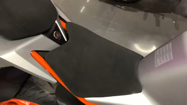 പുതുതലമുറ KTM RC200 ഡീലര്ഷിപ്പുകളില് എത്തി; വോക്ക്എറൗണ്ട് വീഡിയോ ഇതാ