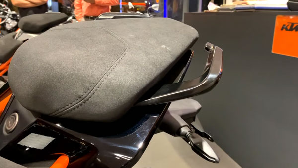 പുതുതലമുറ KTM RC200 ഡീലര്ഷിപ്പുകളില് എത്തി; വോക്ക്എറൗണ്ട് വീഡിയോ ഇതാ