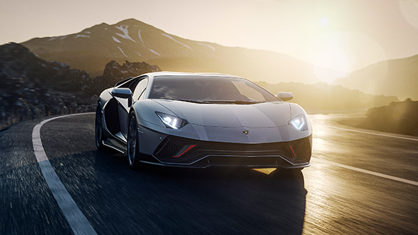 ഇനി ഇല്ല! Aventador-ന്റെ 600 യൂണിറ്റും വിറ്റഴിച്ച് Lamborghini