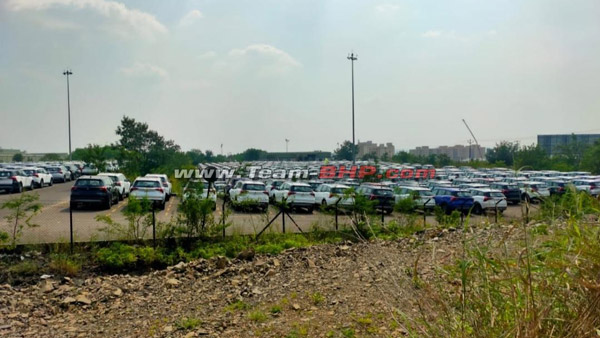 XUV700-യുടെ ഉത്പാദനം തകൃതിയാക്കി Mahindra; ചിത്രങ്ങള് പുറത്ത്