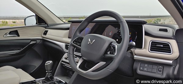 XUV700-യുടെ ഉത്പാദനം തകൃതിയാക്കി Mahindra; ചിത്രങ്ങള് പുറത്ത്