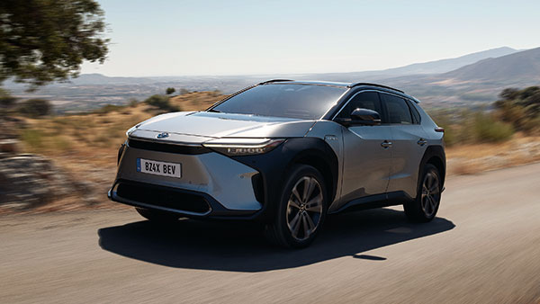 ഇലക്ട്രിക് എസ്യുവിയെ വെളിപ്പെടുത്തി Toyota; bZ4x-നെ പരിചയപ്പെടാം