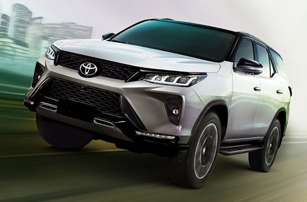 ഫോർച്യൂണർ ലെജൻഡറിന്റെ പുതിയ 4X4 പതിപ്പിനെ അവതരിപ്പിച്ച് ടൊയോട്ട; വില 42.33 ലക്ഷം രൂപ