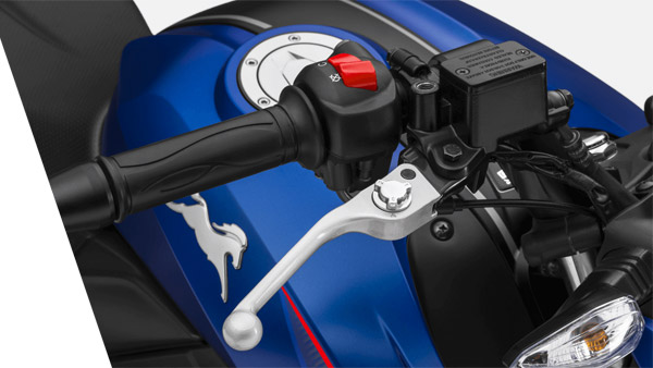Apache RTR 200 4V Vs Pulsar NS200; 200 സിസി വിഭാഗത്തിൽ കേമനാരായിരിക്കും?