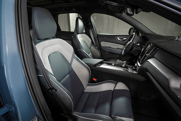 S90, XC60 പെട്രോള് ഹൈബ്രിഡ് മോഡലുകള് അവതരിപ്പിച്ച് Volvo; വിലയും മറ്റ് വിശദാംശങ്ങളും ഇതാ