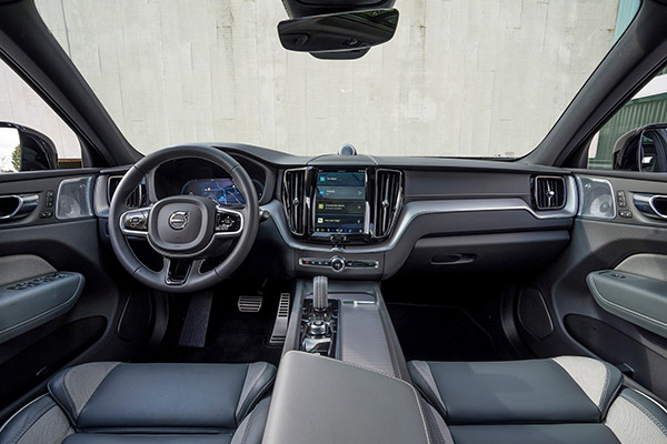 S90, XC60 പെട്രോള് ഹൈബ്രിഡ് മോഡലുകള് അവതരിപ്പിച്ച് Volvo; വിലയും മറ്റ് വിശദാംശങ്ങളും ഇതാ