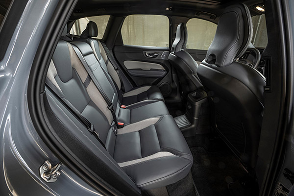 S90, XC60 പെട്രോള് ഹൈബ്രിഡ് മോഡലുകള് അവതരിപ്പിച്ച് Volvo; വിലയും മറ്റ് വിശദാംശങ്ങളും ഇതാ