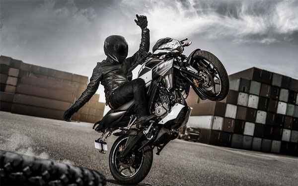 Pulsar 250-യുടെ പുതിയ ടീസറും വിവരങ്ങളും പങ്കുവെച്ച് Bajaj