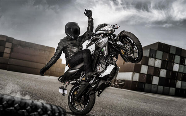 പുതുതലമുറ Pulsar 250-യുടെ അരങ്ങേറ്റ തീയതി വെളിപ്പെടുത്തി Bajaj