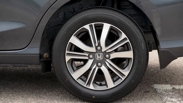 ചുവടുമാറ്റത്തിനൊരുങ്ങി Honda; Amaze-ന് സിഎന്ജി വേരിയന്റ് അവതരിപ്പിച്ചേക്കുമെന്ന് സൂചന