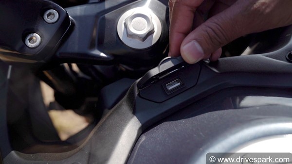 പള്സര് ശ്രേണിയിലെ പുതുമുറക്കാരന്; Bajaj Pulsar F250 റിവ്യൂ വിശേഷങ്ങള് ഇങ്ങനെ
