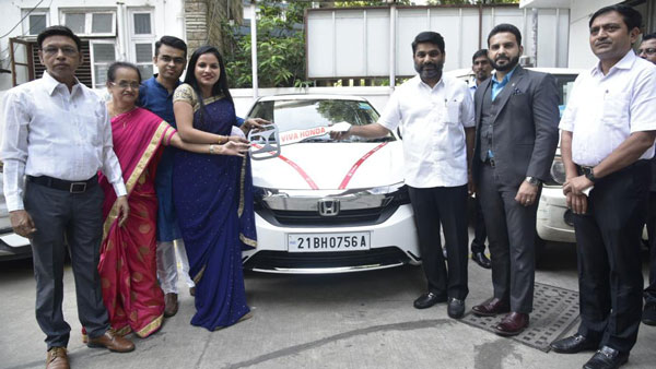 ഭാരത് (BH) സീരീസ് നമ്പര്പ്ലേറ്റുകള് ഇന്ത്യയില് അവതരിപ്പിച്ചു; രജിസ്ട്രേഷനായി അപോക്ഷിക്കേണ്ടത് ഇങ്ങനെ