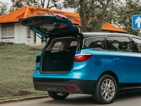 BYD e6 ഇലക്ട്രിക് എംപിവി ഇന്ത്യയില് അവതരിപ്പിച്ചു; വില 29.15 ലക്ഷം രൂപ