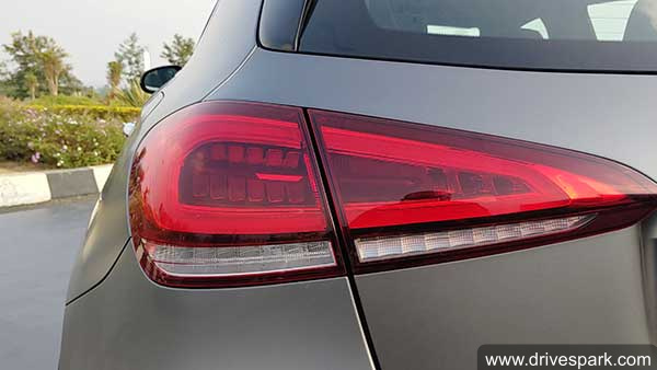 കണക്കുകള് പേപ്പറില് മാത്രമല്ല! Mercedes AMG A45 S പവര്ഫുള് തന്നെ; റിവ്യൂ വിശേഷങ്ങള് ഇതാ
