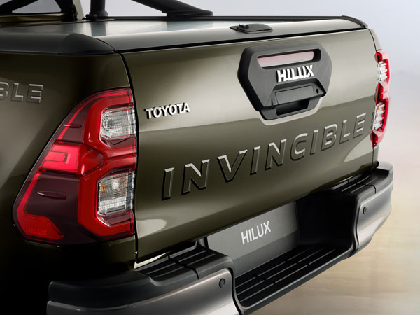 Hilux പിക്കപ്പിന്റെ അവതരണം 2022 ഫെബ്രുവരിയോടെ; കൂടുതല് വിവരങ്ങള് പങ്കുവെച്ച് Toyota