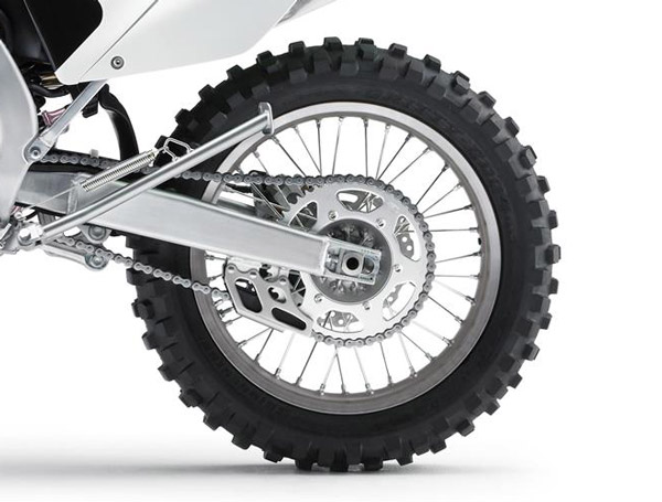KLX450R ഡേർട്ട് ബൈക്കിന്റെ 2022 മോഡൽ ഇന്ത്യയിൽ അവതരിപ്പിച്ച് കവസാക്കി