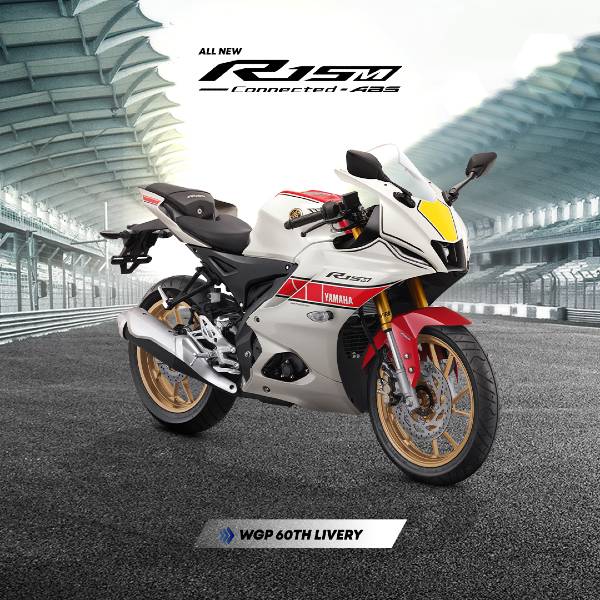 പുതിയ കളര് ഓപ്ഷനില് ഇന്തോനേഷ്യയിലേക്കും; 2022 R15 V4 -നെ അവതരിപ്പിച്ച് Yamaha