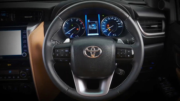 Endeavour-ന്റെ മടക്കം ഗുണം ചെയതത് Toyota Fortuner-ന്; വില്പ്പന നിലവിലെ എതിരാളികളെയും ഞെട്ടിക്കുന്നത്