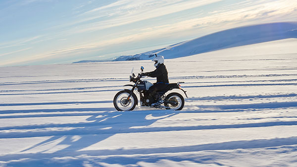 പുതുചരിത്രം കുറിക്കാന് Royal Enfield; റൈഡർ സന്തോഷ് വിജയ് കുമാറുമായുള്ള അഭിമുഖം