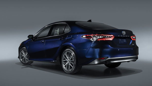 Camry Hybrid സെഡാനും പുതുക്കിയ മോഡൽ എത്തുന്നു, ടീസർ വീഡിയോ പുറത്തുവിട്ട് Toyota