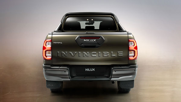 പക്കാ ഒറിജിനൽ, Toyota Hilux പിക്കപ്പ് ജനുവരി 23-ന് ഇന്ത്യൻ വിപണിയിലേക്ക്