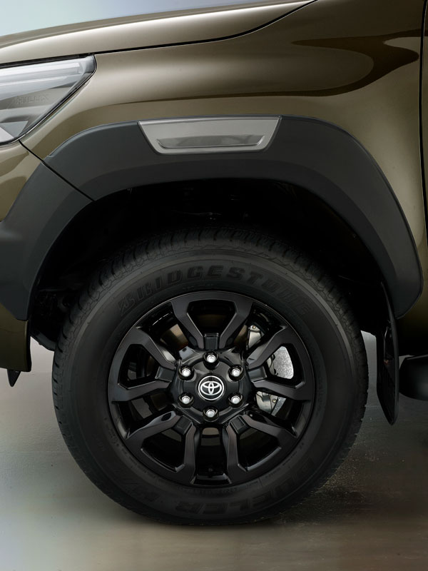 Hilux-നെ ഔദ്യോഗിക വെബ്സൈറ്റില് ഉള്പ്പെടുത്തി Toyota; പുതിയ ടീസറും പുറത്ത്