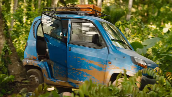 ഹോളിവുഡ് സിനിമയിൽ തലകാണിച്ച് Qute! സന്തോഷത്തോടെ Bajaj
