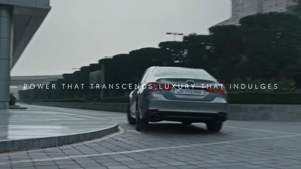 Camry Hybrid ഫെയ്സ്ലിഫ്റ്റ് ഇന്ത്യയിലേക്കും; പുതിയ ടീസര് വീഡിയോ പങ്കുവെച്ച് Toyota