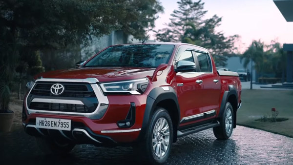 കാലങ്ങളുടെ കാത്തിരിപ്പിന് വിരാമം; Hilux പിക്കപ്പ് ഇന്ത്യയിൽ അവതരിപ്പിച്ച് Toyota