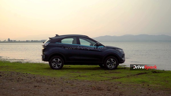 കൂടുതൽ റേഞ്ചും പെർഫോമൻസും, അറിയാം പുതിയ Nexon EV Max മോഡലിന്റെ റിവ്യൂ വിശേഷങ്ങൾ