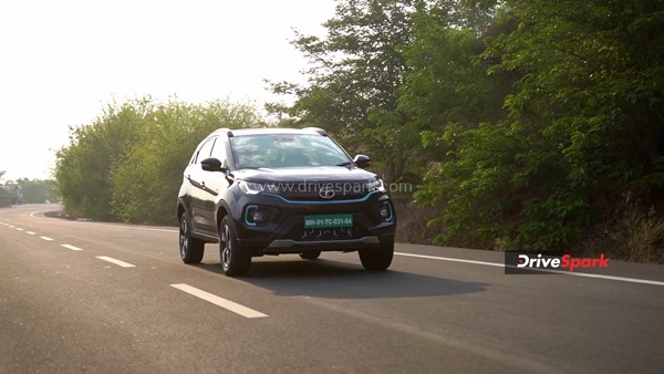 കൂടുതൽ റേഞ്ചും പെർഫോമൻസും, അറിയാം പുതിയ Nexon EV Max മോഡലിന്റെ റിവ്യൂ വിശേഷങ്ങൾ