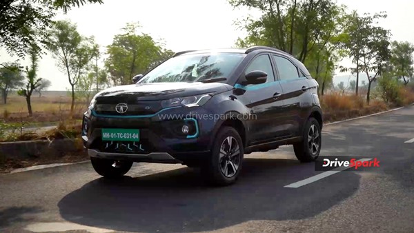 കൂടുതൽ റേഞ്ചും പെർഫോമൻസും, അറിയാം പുതിയ Nexon EV Max മോഡലിന്റെ റിവ്യൂ വിശേഷങ്ങൾ
