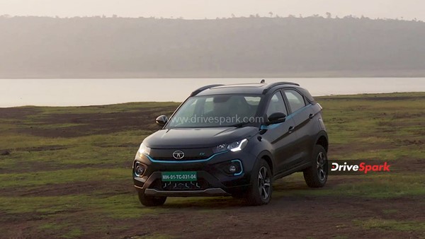 കൂടുതൽ റേഞ്ചും പെർഫോമൻസും, അറിയാം പുതിയ Nexon EV Max മോഡലിന്റെ റിവ്യൂ വിശേഷങ്ങൾ