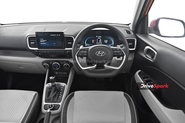 2022 Hyundai Venue വേറേ ലെവലാണ്; റിവ്യൂ വിശേഷങ്ങള് ഇതാ