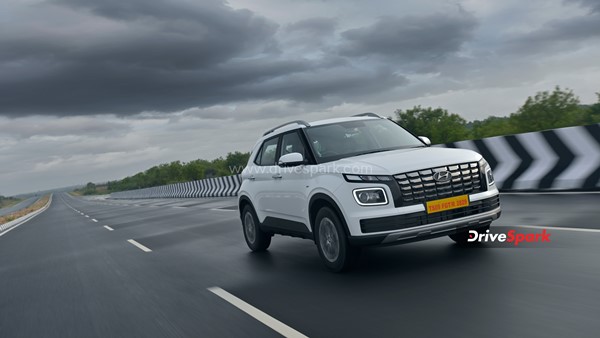 2022 Hyundai Venue വേറേ ലെവലാണ്; റിവ്യൂ വിശേഷങ്ങള് ഇതാ
