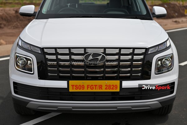 2022 Hyundai Venue വേറേ ലെവലാണ്; റിവ്യൂ വിശേഷങ്ങള് ഇതാ