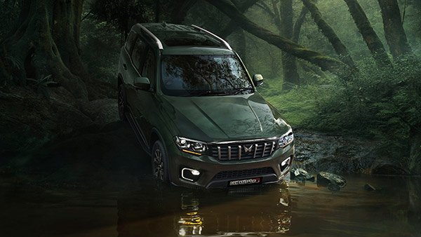 അവസാന നിരയില് ഫേസിംഗ് സീറ്റുകള്; Mahindra Scorpio N-ന്റെ പുതിയ ചിത്രങ്ങള് പുറത്ത്